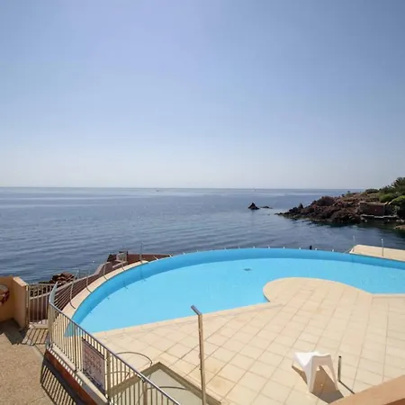 51 M With Terrace Pool And Sea View アパート *